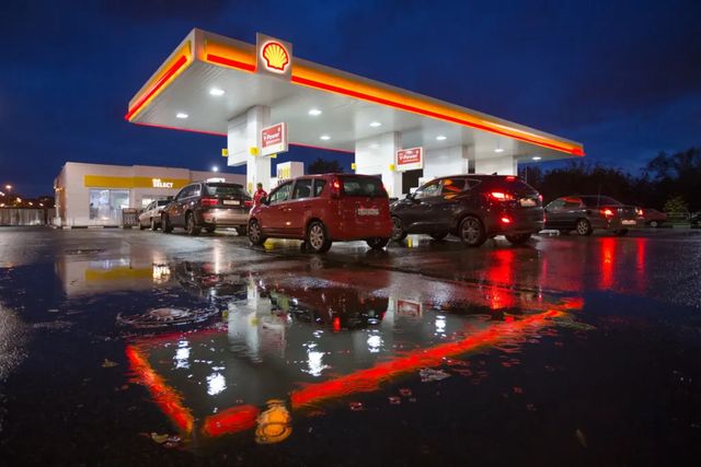 ANRE anunță noile prețuri la carburanți