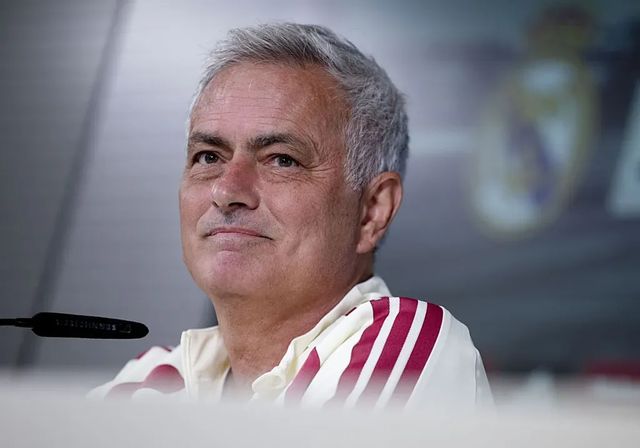 Mourinho: «Hay una diferencia obvia en cómo se arbitra a Vini y otros jugadores»
