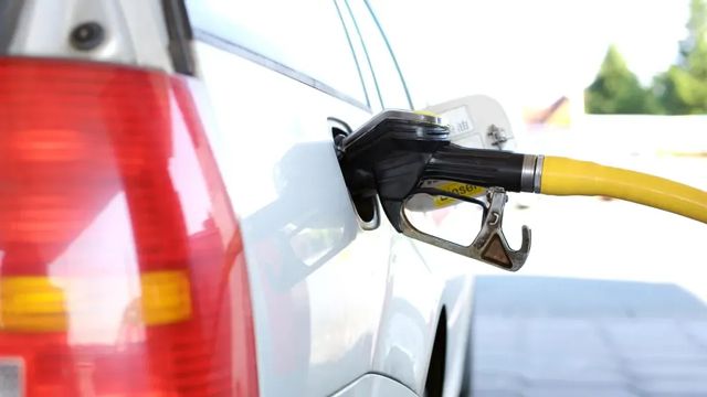 Po konci vládní regulace zdražuje hlavně nafta