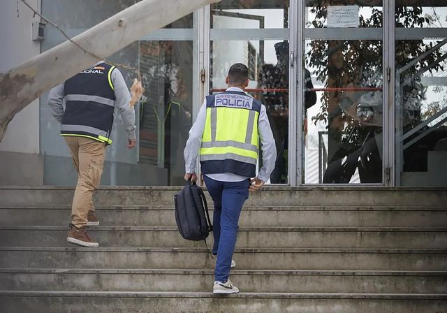 La Policía registra la empresa de hidrocarburos Biomar Oil por orden de la Audiencia Nacional