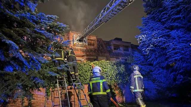 Muere un hombre de 96 años en el incendio de una vivienda en Madrid