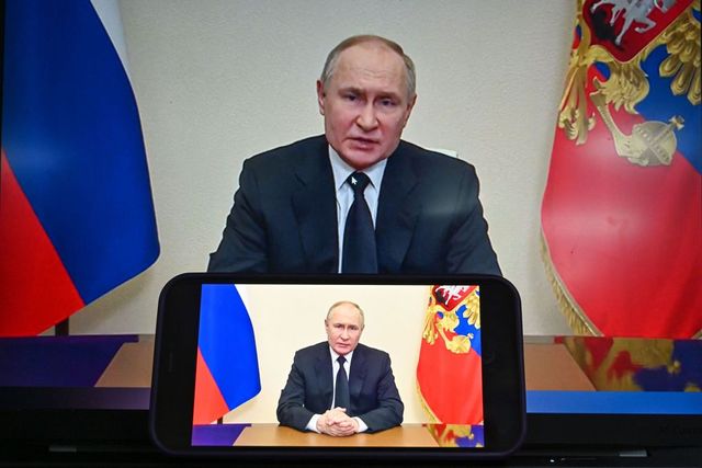 Atacul din Rusia. Kremlinul refuză să acuze gruparea ISIS ca fiind autorul atacului terorist și dă vina pe Ucraina