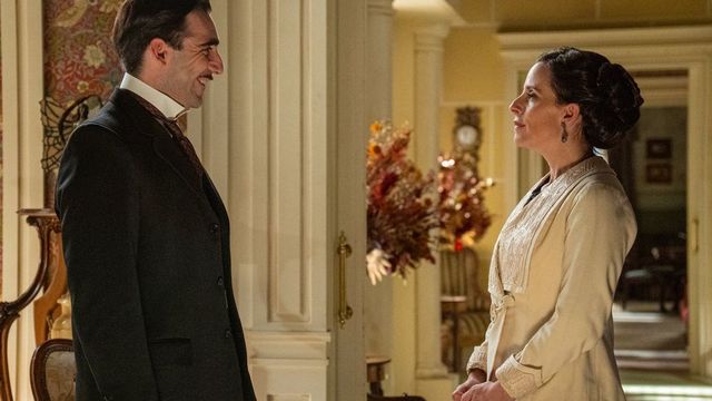 Este clásico del aperitivo cumple 100 años, la historia de las aceitunas rellenas de anchoa