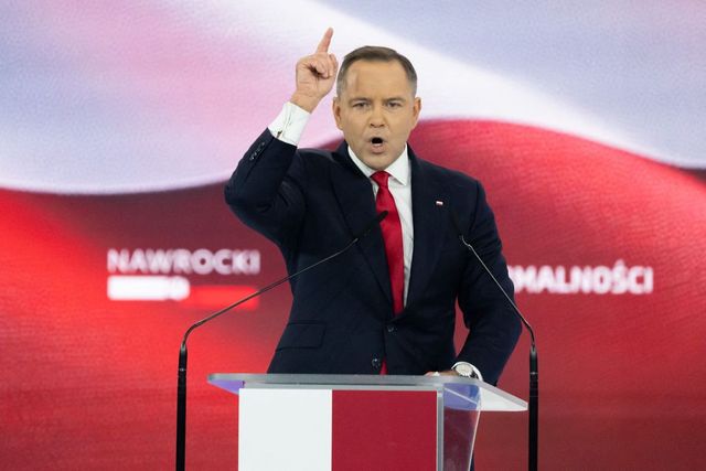 Polonia ar trebui să dezvolte apărarea nucleară, ca răspuns la amenințările Rusiei, afirmă Karol Nawrocki