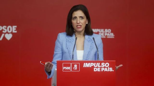 El PSOE blande el cincuentenario de Franco contra el líder del PP y el legado de Fraga