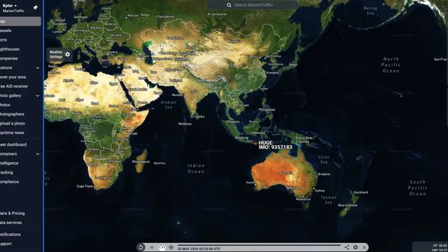 Un superpetrolero iraní sortea el bloqueo de EEUU en Ormuz