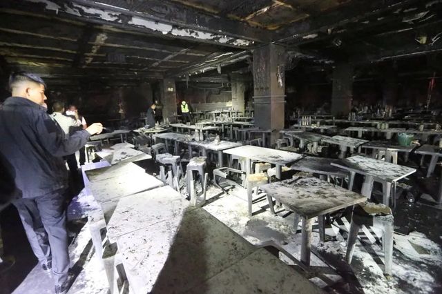 Cel puțin 27 de morți într-un incendiu într-un bar din Bangkok