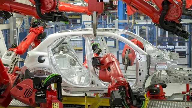 Mercato dell'auto europeo in aprile +7%, da inizio anno l'incremento è del 4,8%