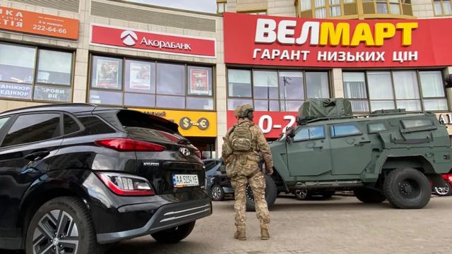 Осем души, сред които и дете, все още са хоспитализирани след вчерашната стрелба в Киев, съобщи кметът на града