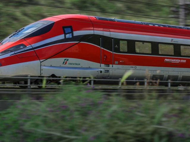 Frecciarossa Milano-Venezia bloccato a Brescia per cinque ore