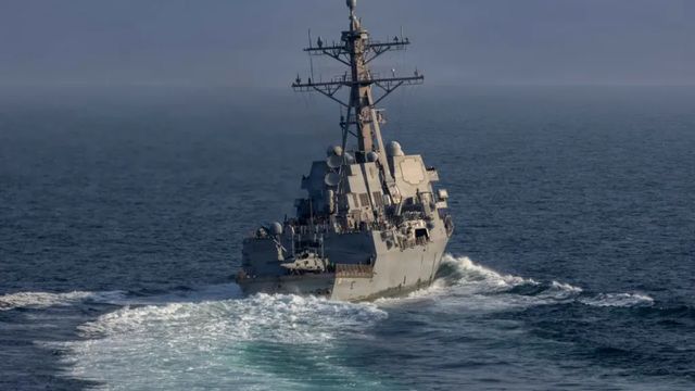 Americké námořnictvo zaútočilo na loď s íránskou vlajkou