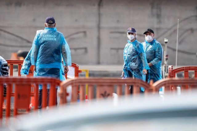 12 cadre medicale din Olanda, în carantină după ce au tratat un pacient infectat cu hantavirus