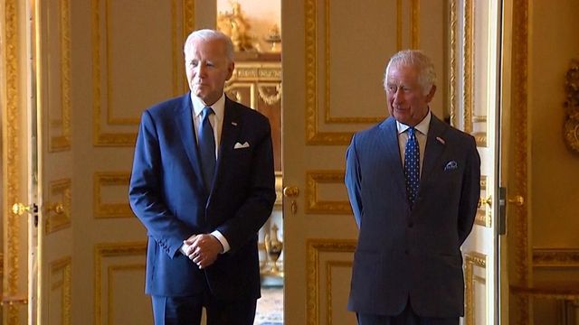 Regele Charles îl găzduiește pe președintele Biden la Castelul Windsor