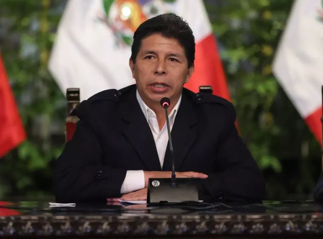 Dina Boluarte devine noul președinte al Perului după demiterea lui Castillo