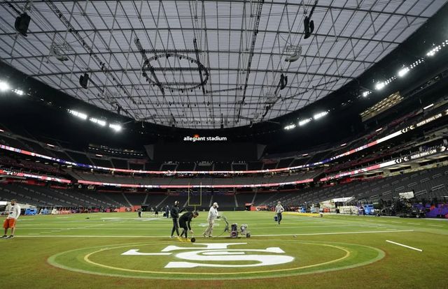 Kansas City Chiefs și San Francisco 49ers se înfruntă în Super Bowl