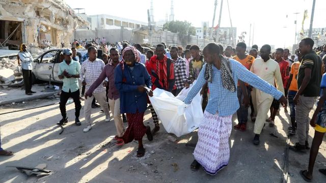 Estados Unidos bombardea al Estado Islámico en Somalia