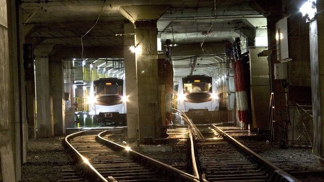 Trenurile de metrou pe Magistrala 4 au circulat în sistem pendulă între câteva stații. Ce s-a întâmplat