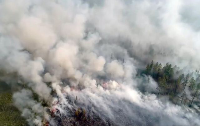 Siberia în flăcări: Una dintre cele mai reci regiuni din lume, cuprinsă de sute de incendii