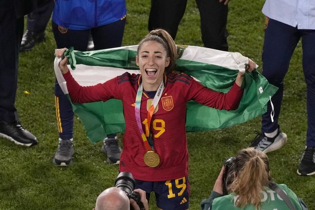 Il dramma di Olga Carmona, scopre morte padre dopo gol ai Mondiali