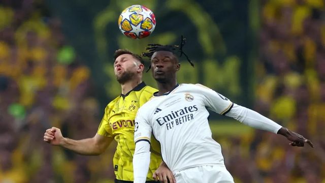 Camavinga vuelve a los entrenamientos en grupo con la mirada puesta en el derbi