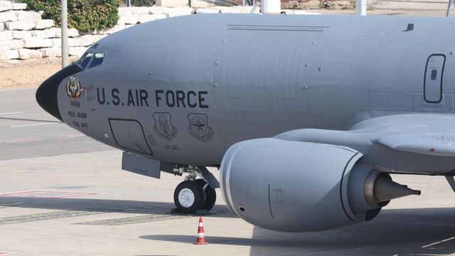 Американски самолет цистерна се е разбил в Ирак