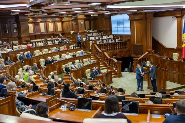 Victor Agrici este noul Secretar general al Parlamentului