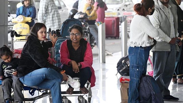 IndiGo offers travel vouchers of ₹10,000 to passengers stranded between Dec 5 to 7