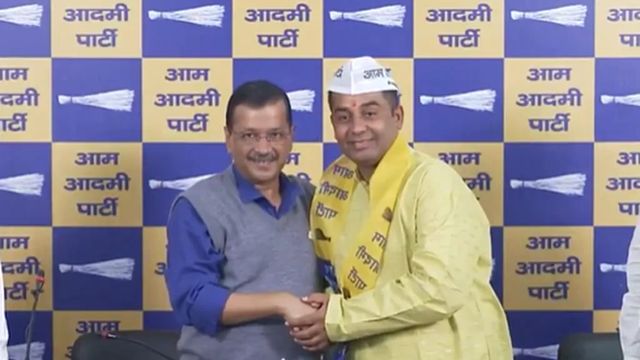 Two-time BJP MLA Anil Jha joins Aam Aadmi Party