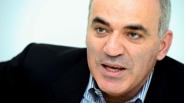 Garry Kasparov a fost arestat în lipsă de justiția rusă, fiind acuzat de „justificarea publică a terorismului”