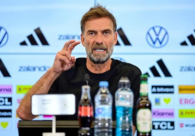 Klopp lanza un ultimátum en su primer día al frente de Alemania: «Si no me quieren o tocan a mi familia, me voy»