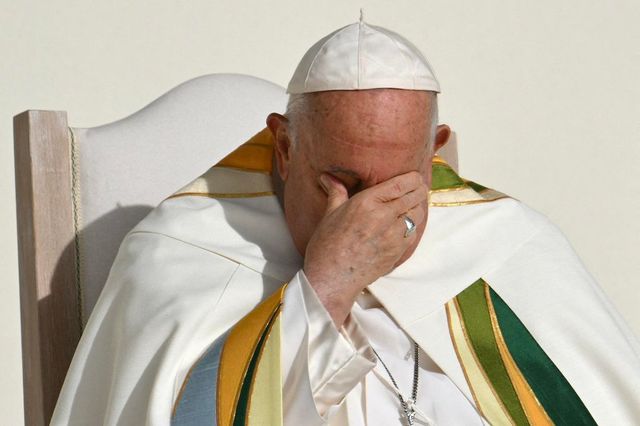 Il Papa, nella Chiesa non c'è posto per gli abusi