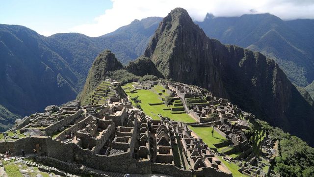 Celebrul templu Machu Picchu a fost închis pe termen nelimitat din cauza protestelor antiguvernamentale din Peru