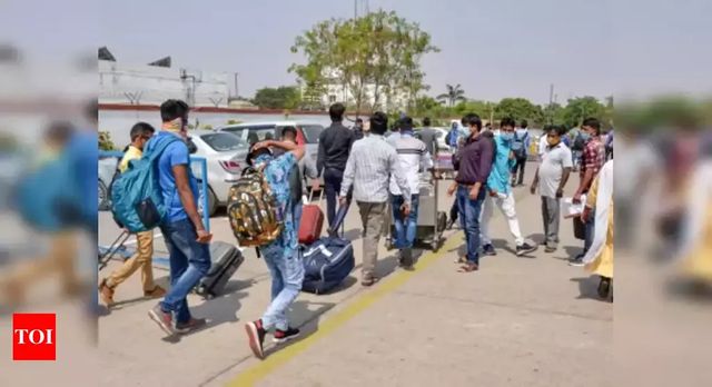 Local curbs, fear of lockdown spur another exodus of migrant workers