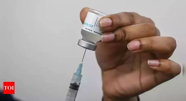 Central Govt Refutes Reports of Covid Vaccine Shortage in Maharashtra