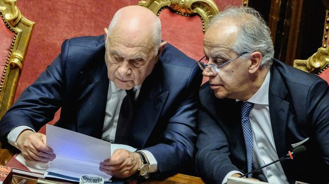 Caso Almasri, la Giunta ha respinto il processo per Nordio, Piantedosi e Mantovano