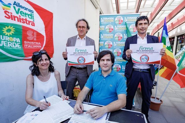 Autonomia, raggiunte le 500mila firme per il referendum