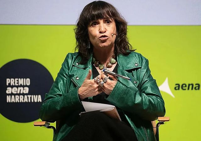 Estas son los cinco escritores finalistas del premio Aena Narrativa, dotado con un millón de euros