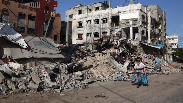 Israeli airstrikes kill 35 in Gaza's Rafah, including women and children