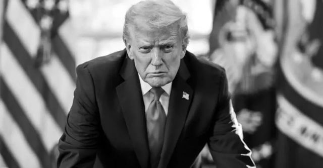 Trump zavádí od února desetiprocentní clo pro osm evropských zemí, které odporují jeho snaze získat Grónsko