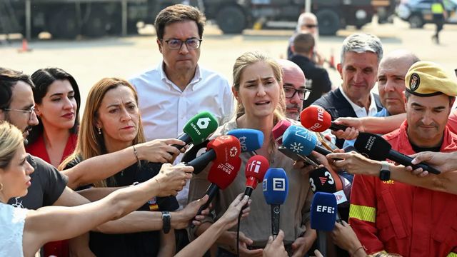 El incendio de Ávila ya es el mayor de la historia de España con 50.000 hectáreas quemadas