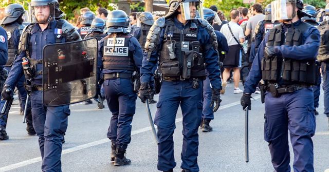 Po vítězství Paris Saint Germain nad Arsenalem vypukly ve Francii násilnosti