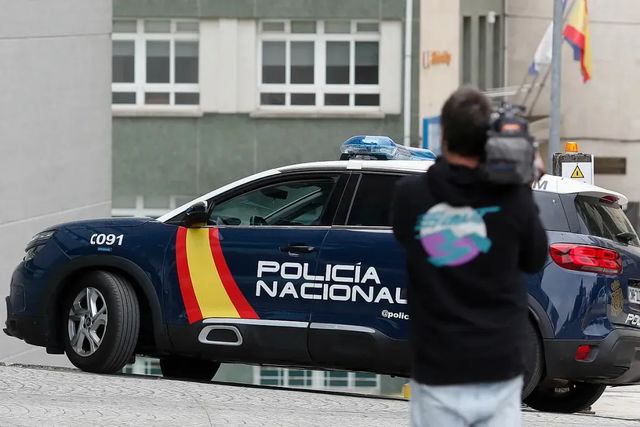 Una terraza anegada en Valencia destapa los restos de un hombre muerto hace quince años