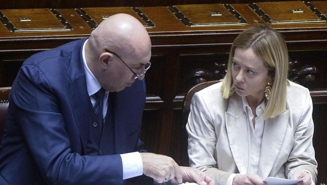 Meloni, Università di Bologna lede i doveri costituzionali