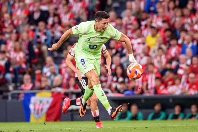 El Barça cierra la Liga con doblete de Lewandowski y victoria en San Mamés