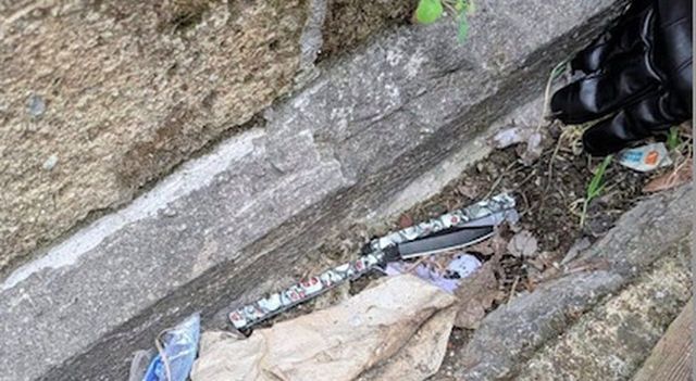 Napoli, ancora sangue a scuola: 14enne accoltellato a una gamba da un gruppo di minori