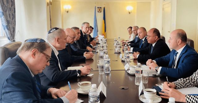 Aurescu a avut o întrevedere cu reprezentanții principalelor organizații internaționale evreiești
