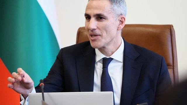 Първата група български граждани от Близкия изток са напът за вкъщи, съобщи служебният премиер Андрей Гюров