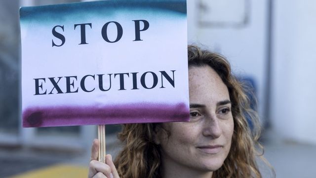 Американският президент Доналд Тръмп заяви, че няма намерение да използва ядрено оръжие срещу Иран