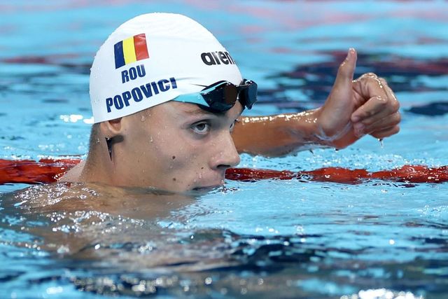 David Popovici s-a calificat cu cel mai bun timp în semifinalele la 100 m liber la Campionatele Europene de la Paris