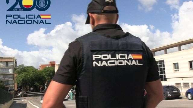 Detenido en Palma por acuchillar en el cuello a su mujer